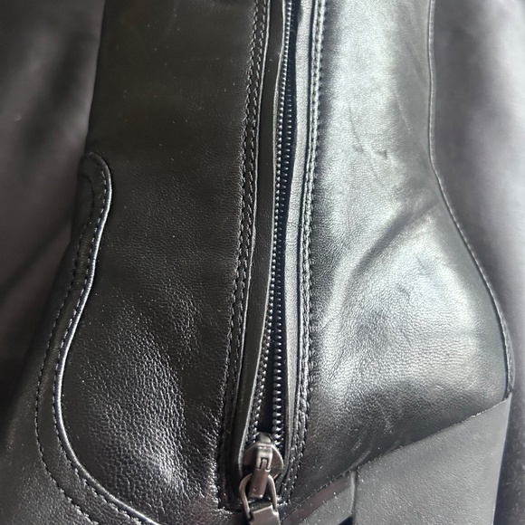 Prada Leather boots - Picture 4 of 11